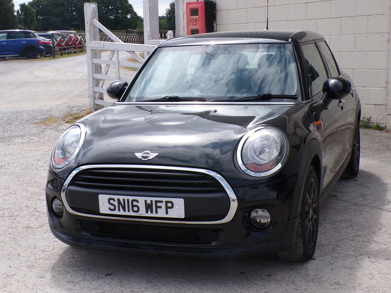 MINI Hatch One - U2050