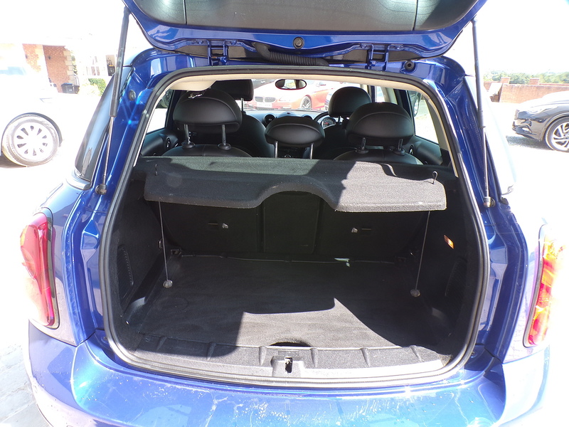 MINI Countryman Cooper - U2051