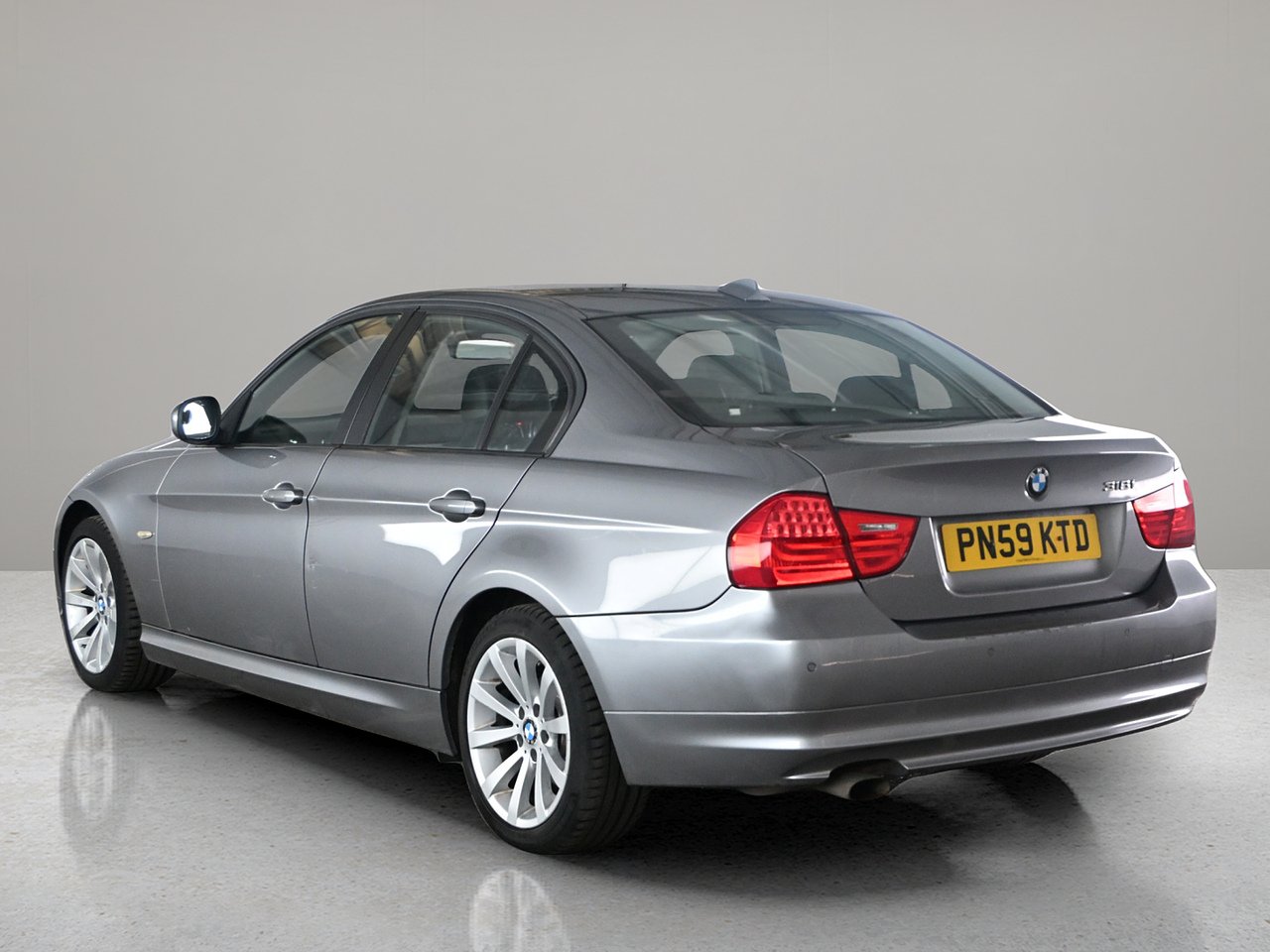 2009 BMW 3 Series thumbnail 3