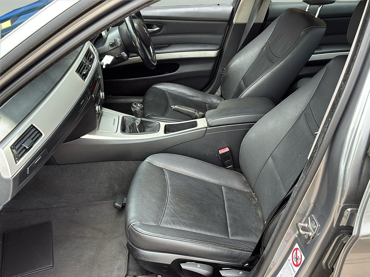 2009 BMW 3 Series thumbnail 6