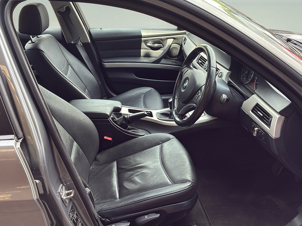 2009 BMW 3 Series thumbnail 5