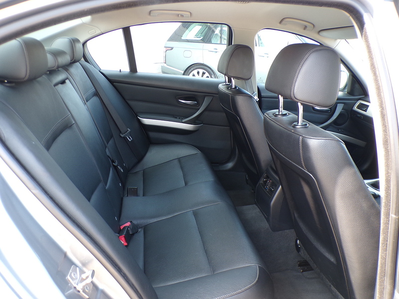 BMW 3 Series 318i SE - U2053