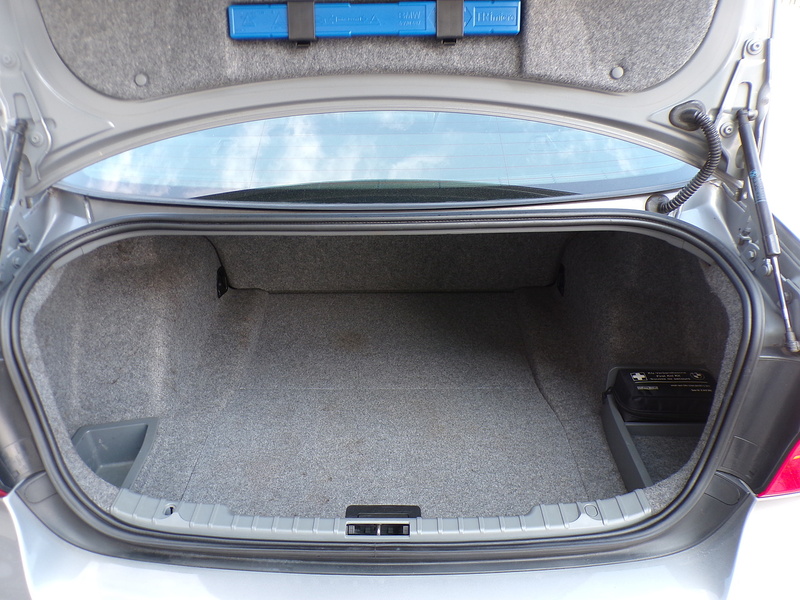 BMW 3 Series 318i SE - U2053
