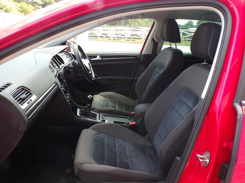 Volkswagen Golf TDI BlueMotion Tech GT - U2057