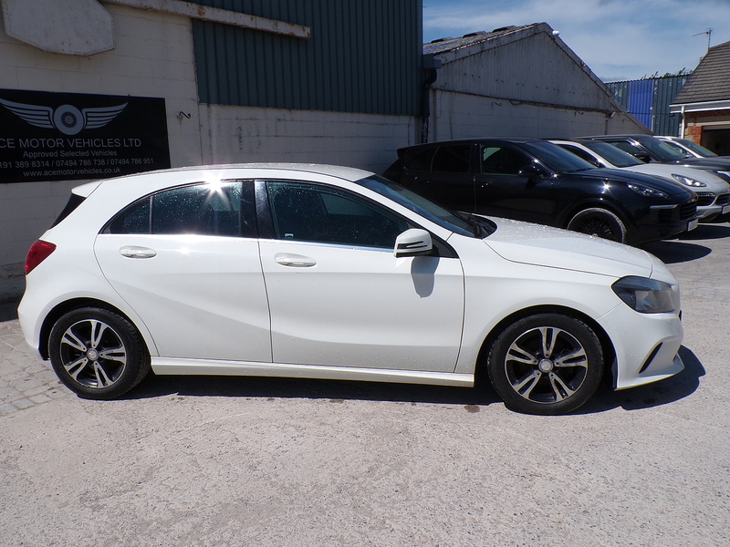 Mercedes-Benz A Class A180d SE - U2059