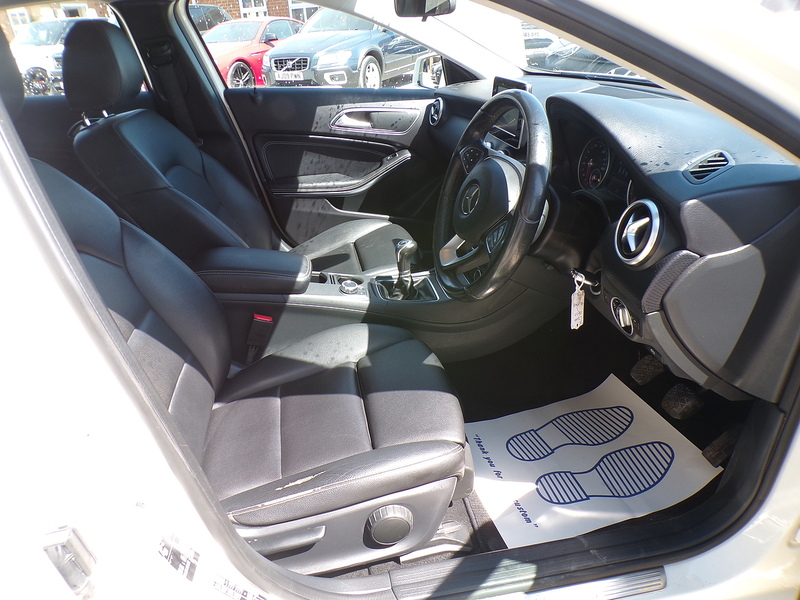 Mercedes-Benz A Class A180d SE - U2059