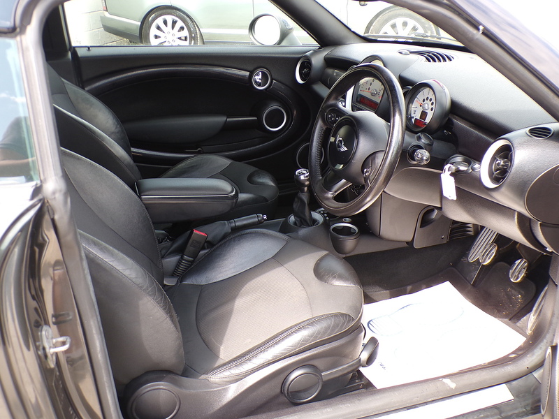 MINI Coupe Cooper SD - U2060
