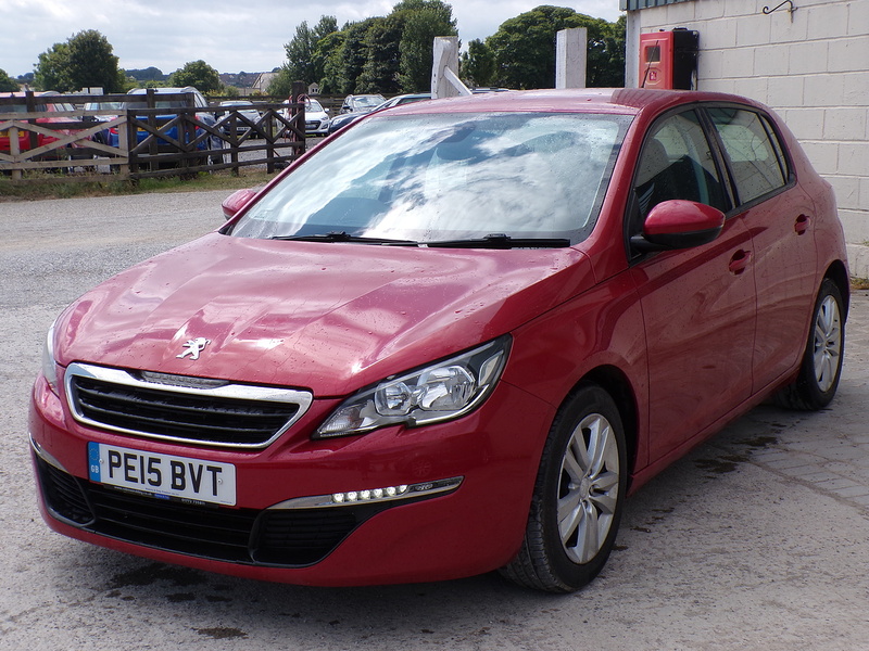 Peugeot 308 HDi Active - U2061