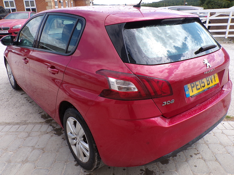 Peugeot 308 HDi Active - U2061