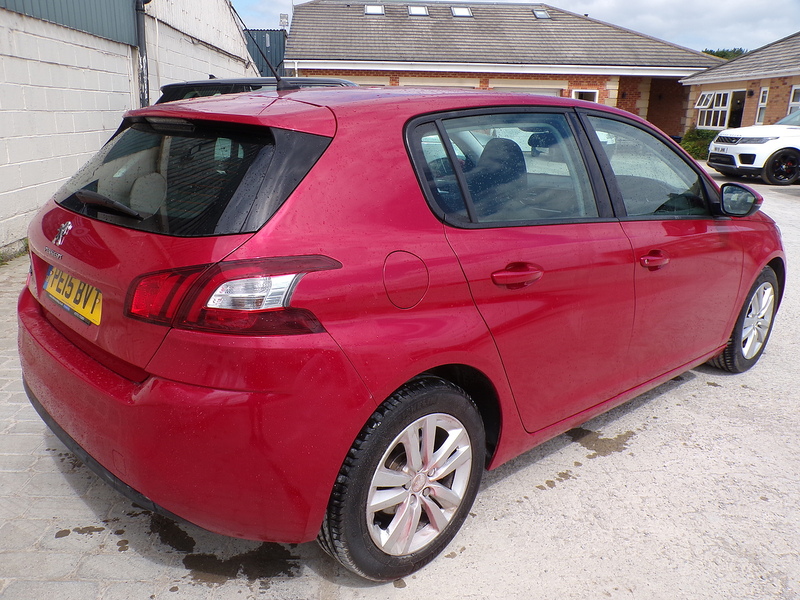 Peugeot 308 HDi Active - U2061