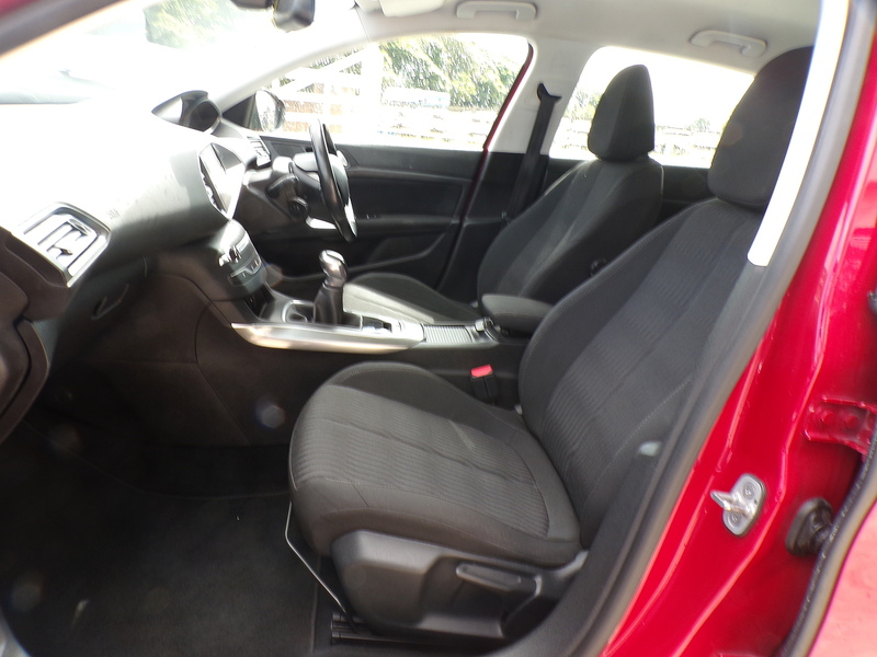 Peugeot 308 HDi Active - U2061