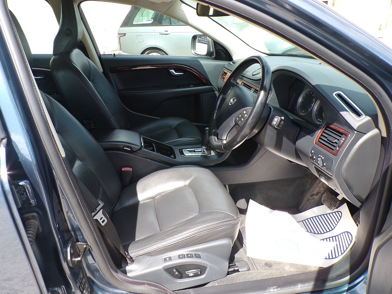 Volvo XC70 D5 SE Lux - U2065