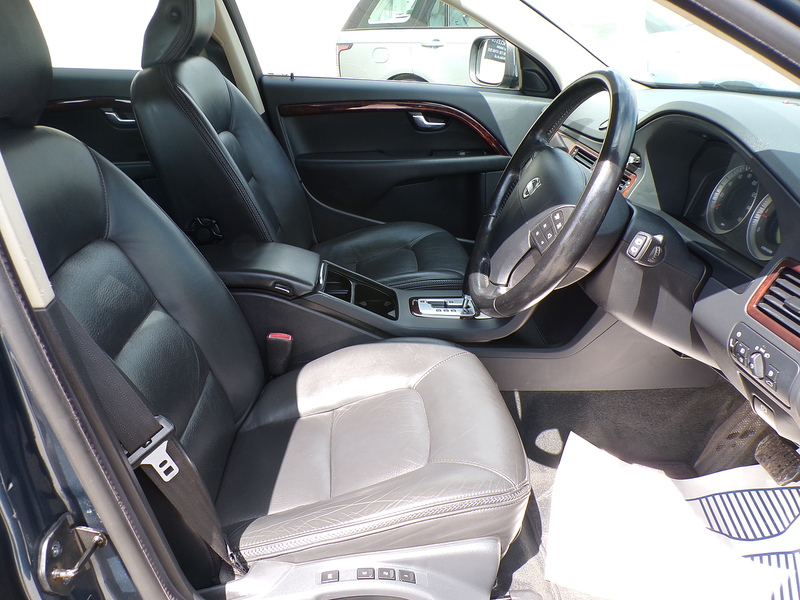 Volvo XC70 D5 SE Lux - U2065
