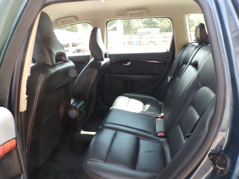 Volvo XC70 D5 SE Lux - U2065