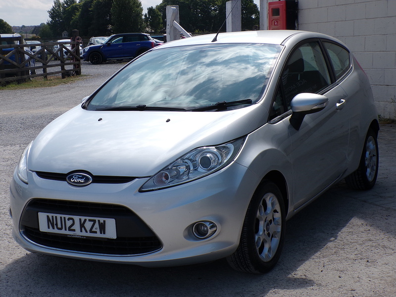 Ford Fiesta Zetec - U2066