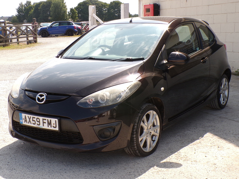 Mazda Mazda2 Tamura - U2067