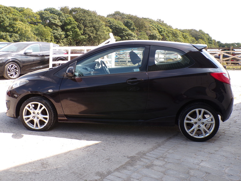 Mazda Mazda2 Tamura - U2067