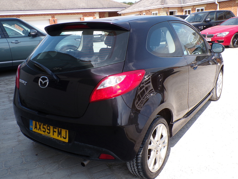 Mazda Mazda2 Tamura - U2067