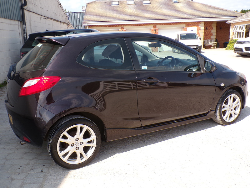 Mazda Mazda2 Tamura - U2067