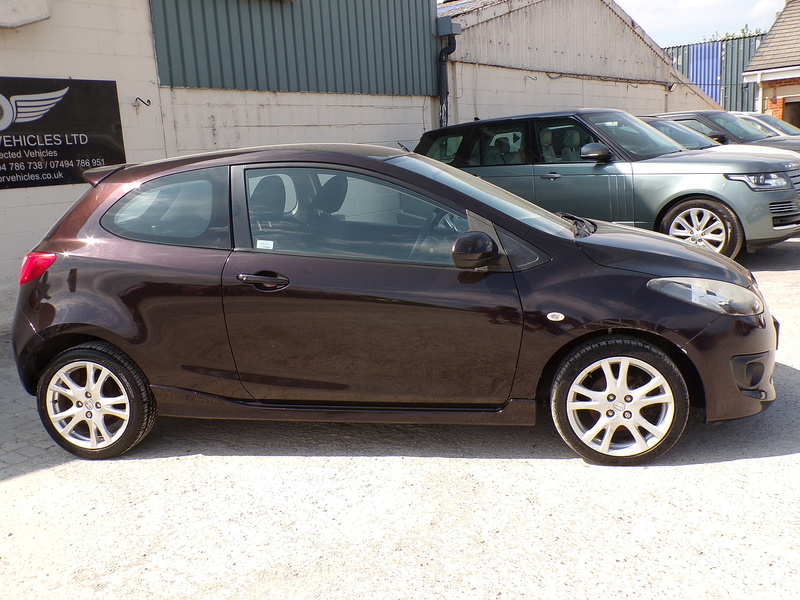Mazda Mazda2 Tamura - U2067