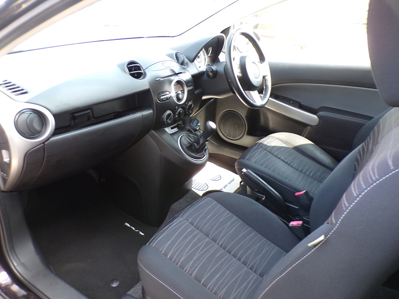 Mazda Mazda2 Tamura - U2067