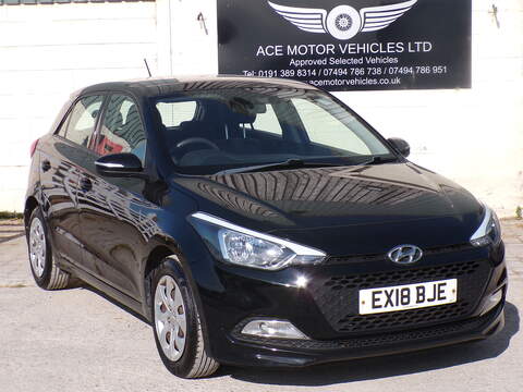 Hyundai i20 2.2d Premium Hatchback 5dr Diesel DCT AWD Euro 6 (s/s) (170 ps)