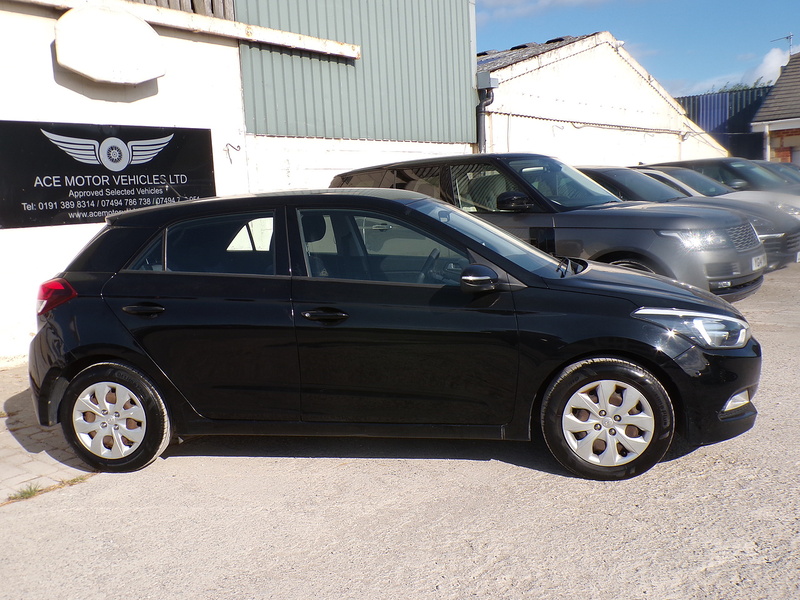 Hyundai i20 S Air - U2070