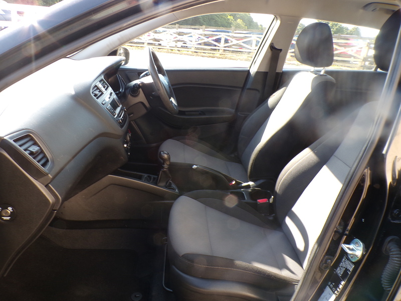 Hyundai i20 S Air - U2070