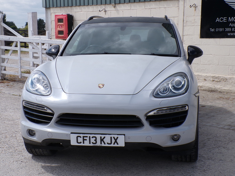 Porsche Cayenne TD V6 - U2072