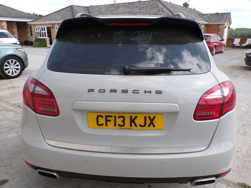 Porsche Cayenne TD V6 - U2072