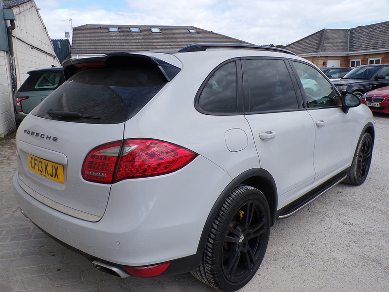 Porsche Cayenne TD V6 - U2072