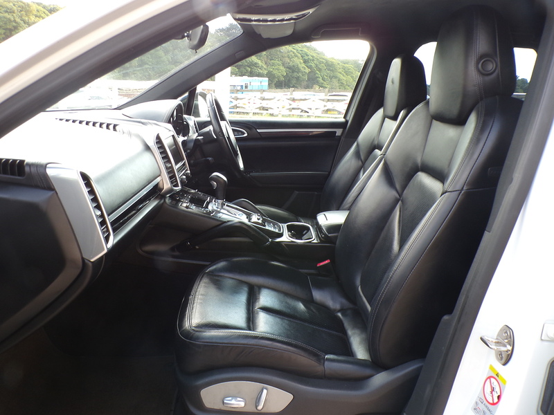 Porsche Cayenne TD V6 - U2072