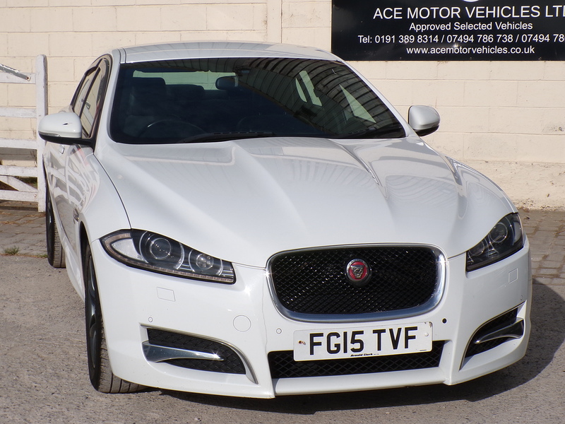 Jaguar XF d R-Sport - U2074