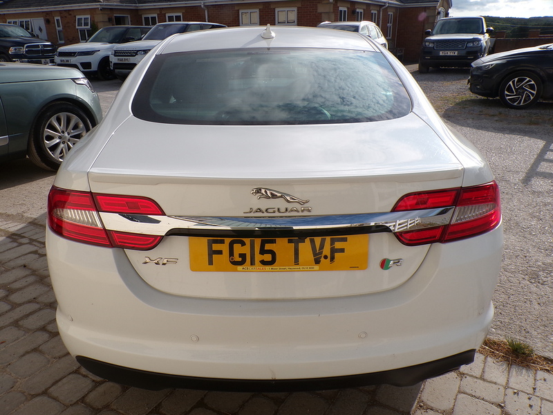 Jaguar XF d R-Sport - U2074