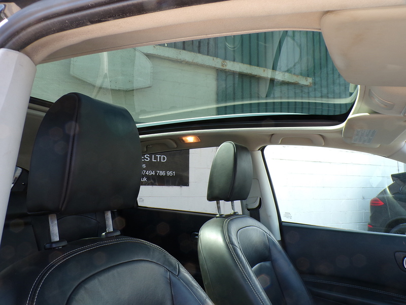 Nissan Qashqai dCi Tekna - U2076