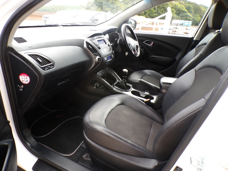 Hyundai ix35 CRDi SE - U2077