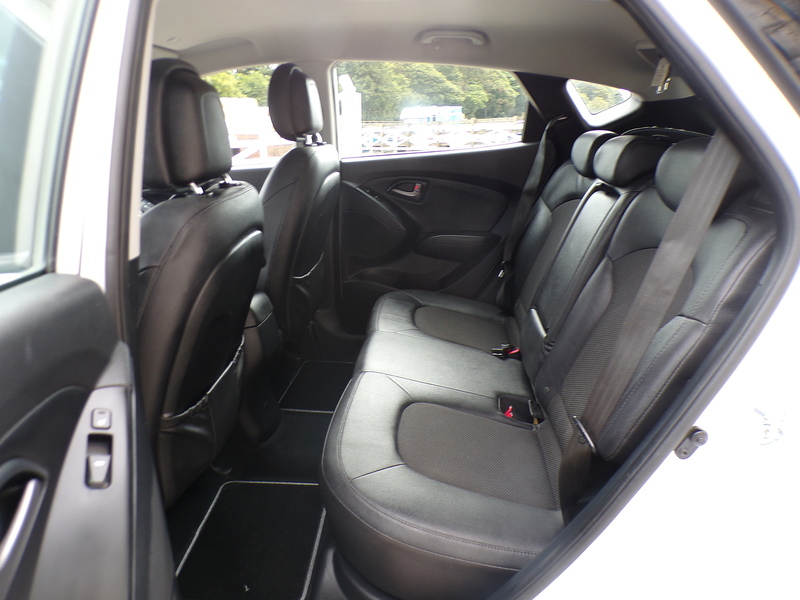 Hyundai ix35 CRDi SE - U2077