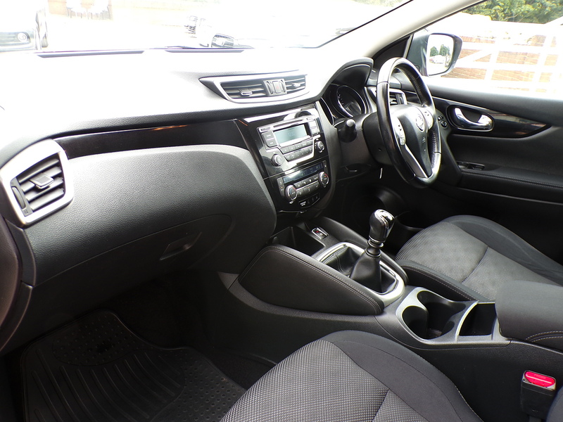 Nissan Qashqai dCi Acenta - U2078