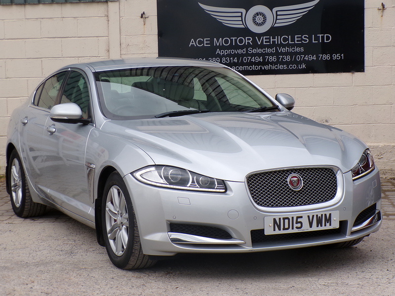 Jaguar XF d Portfolio - U2079