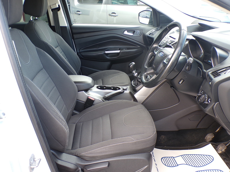 Ford Kuga TDCi Zetec - U2081