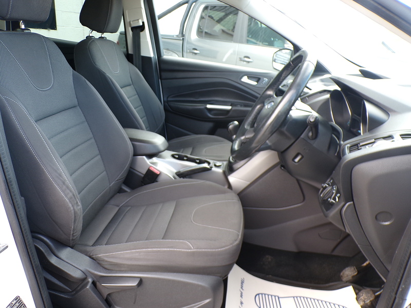 Ford Kuga TDCi Zetec - U2081