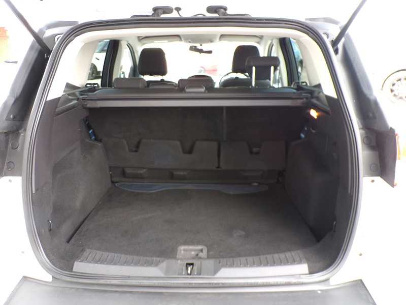 Ford Kuga TDCi Zetec - U2081