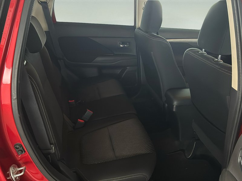 Mitsubishi Outlander DI-D 3 - U2082