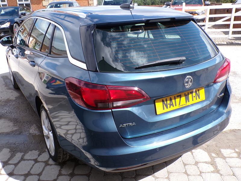 Vauxhall Astra i Turbo SRi - U2087