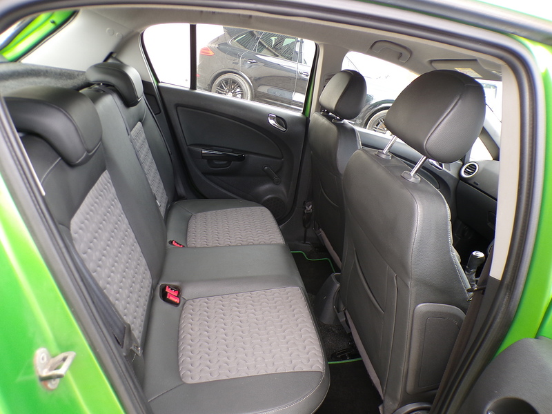 Vauxhall Corsa SE - U2088