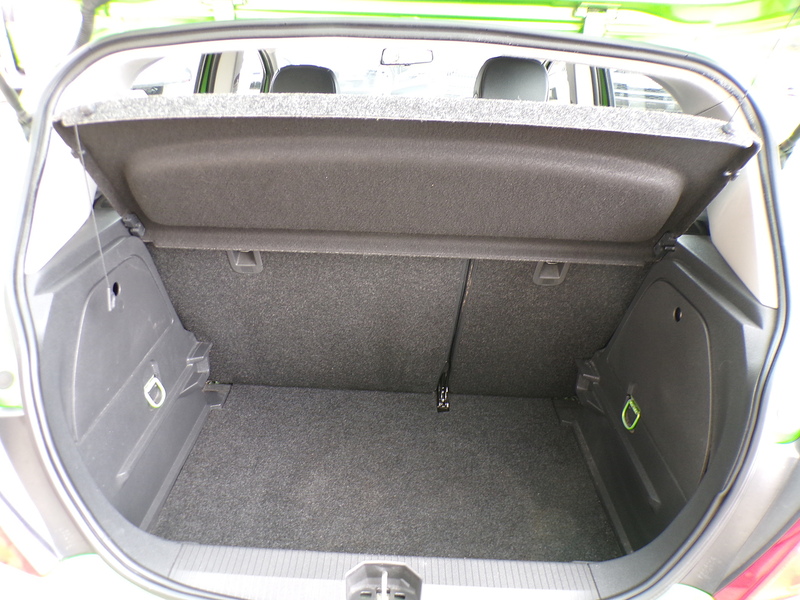 Vauxhall Corsa SE - U2088