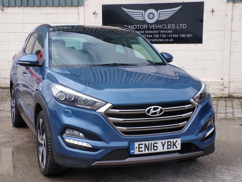 Hyundai TUCSON CRDi Blue Drive Premium SE - U2090