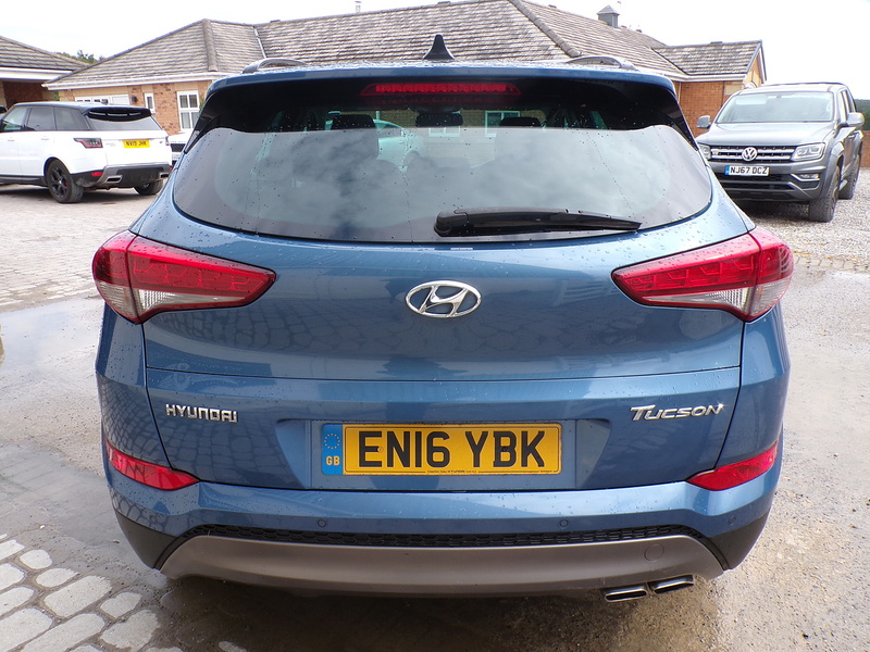 Hyundai TUCSON CRDi Blue Drive Premium SE - U2090
