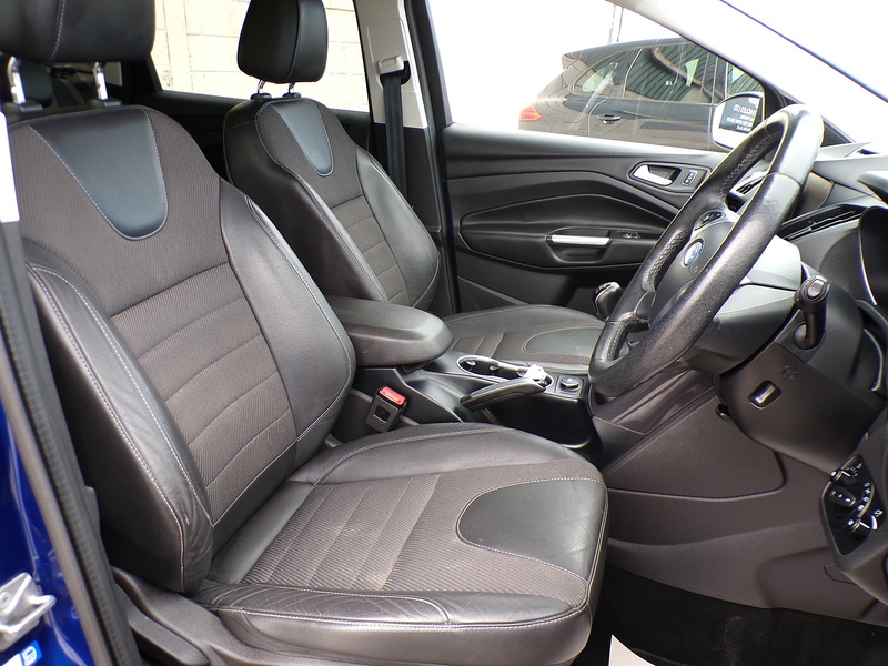 Ford Kuga TDCi Titanium - U2091