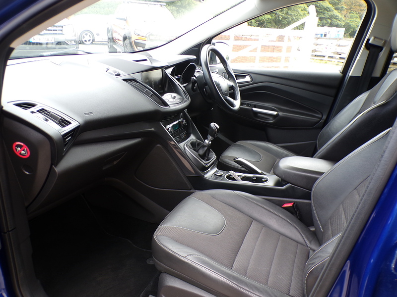 Ford Kuga TDCi Titanium - U2091